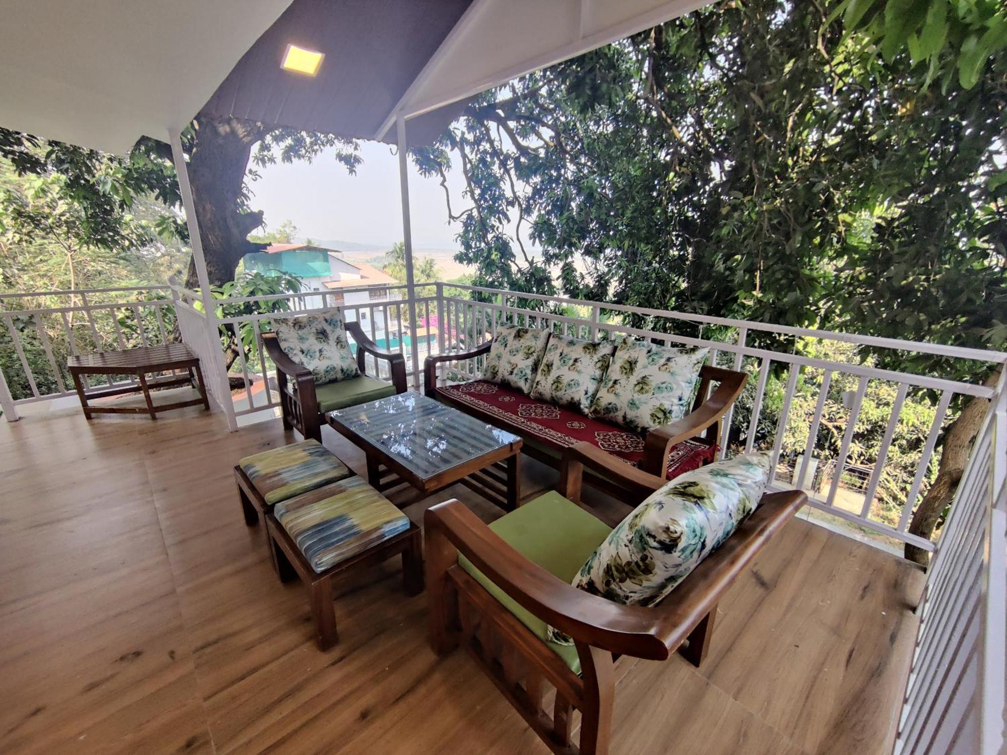 Whitehouse Homestay By Oxystays Hospitality Алибаг Экстерьер фото