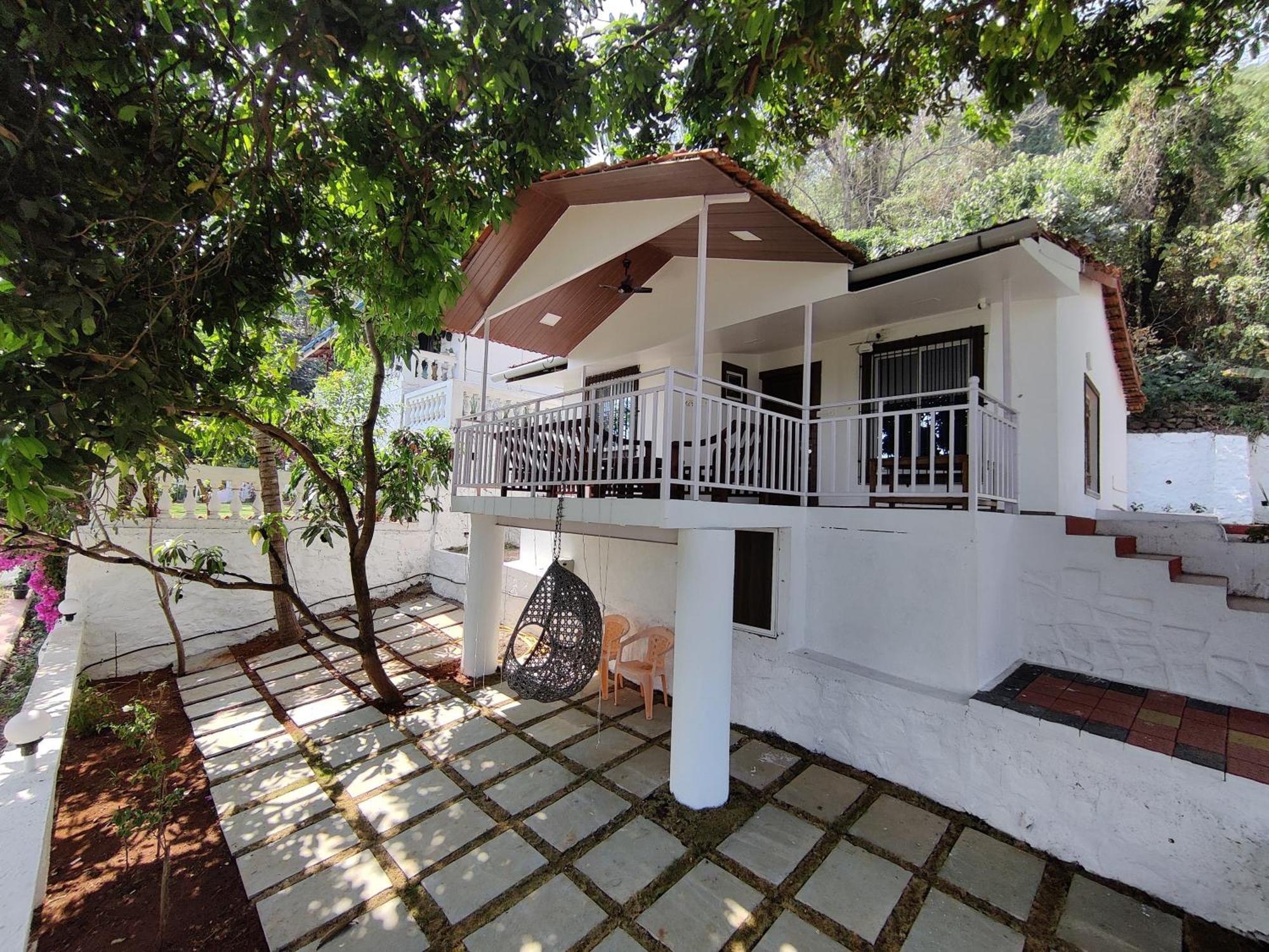 Whitehouse Homestay By Oxystays Hospitality Алибаг Экстерьер фото