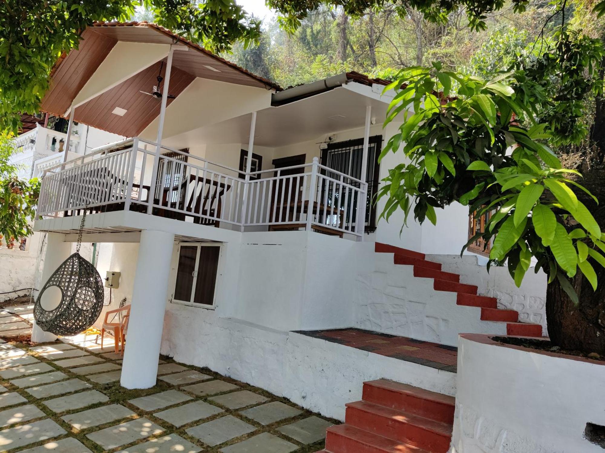 Whitehouse Homestay By Oxystays Hospitality Алибаг Экстерьер фото