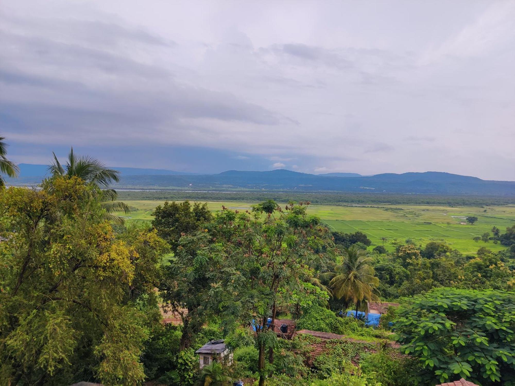 Whitehouse Homestay By Oxystays Hospitality Алибаг Экстерьер фото