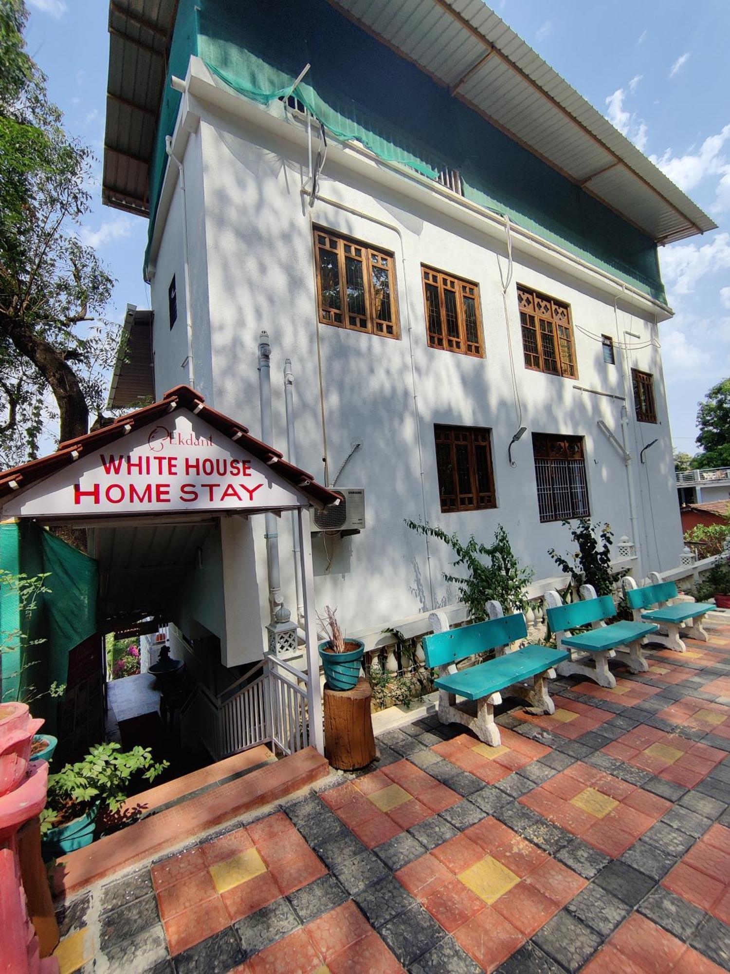 Whitehouse Homestay By Oxystays Hospitality Алибаг Экстерьер фото